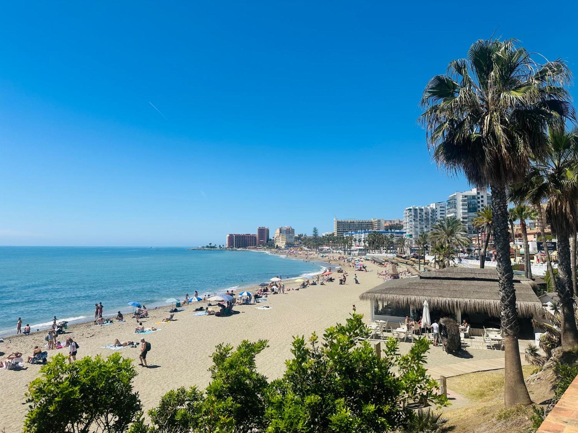 Luxury Beachfront Apartment In Benalmadena Costa Ngoại thất bức ảnh