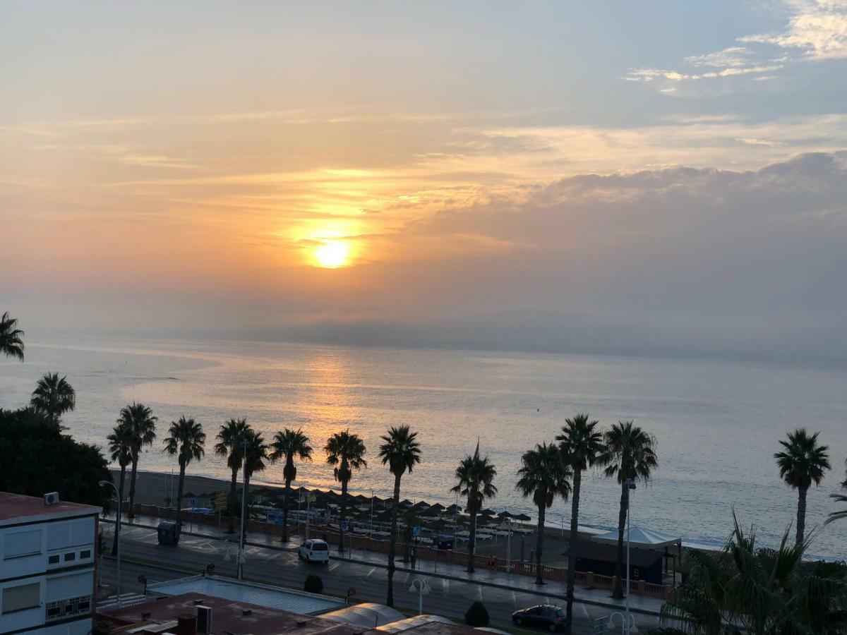 Luxury Beachfront Apartment In Benalmadena Costa Ngoại thất bức ảnh